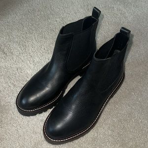 Caslon Miller 2 Water Resistant Chelsea Boots-Black